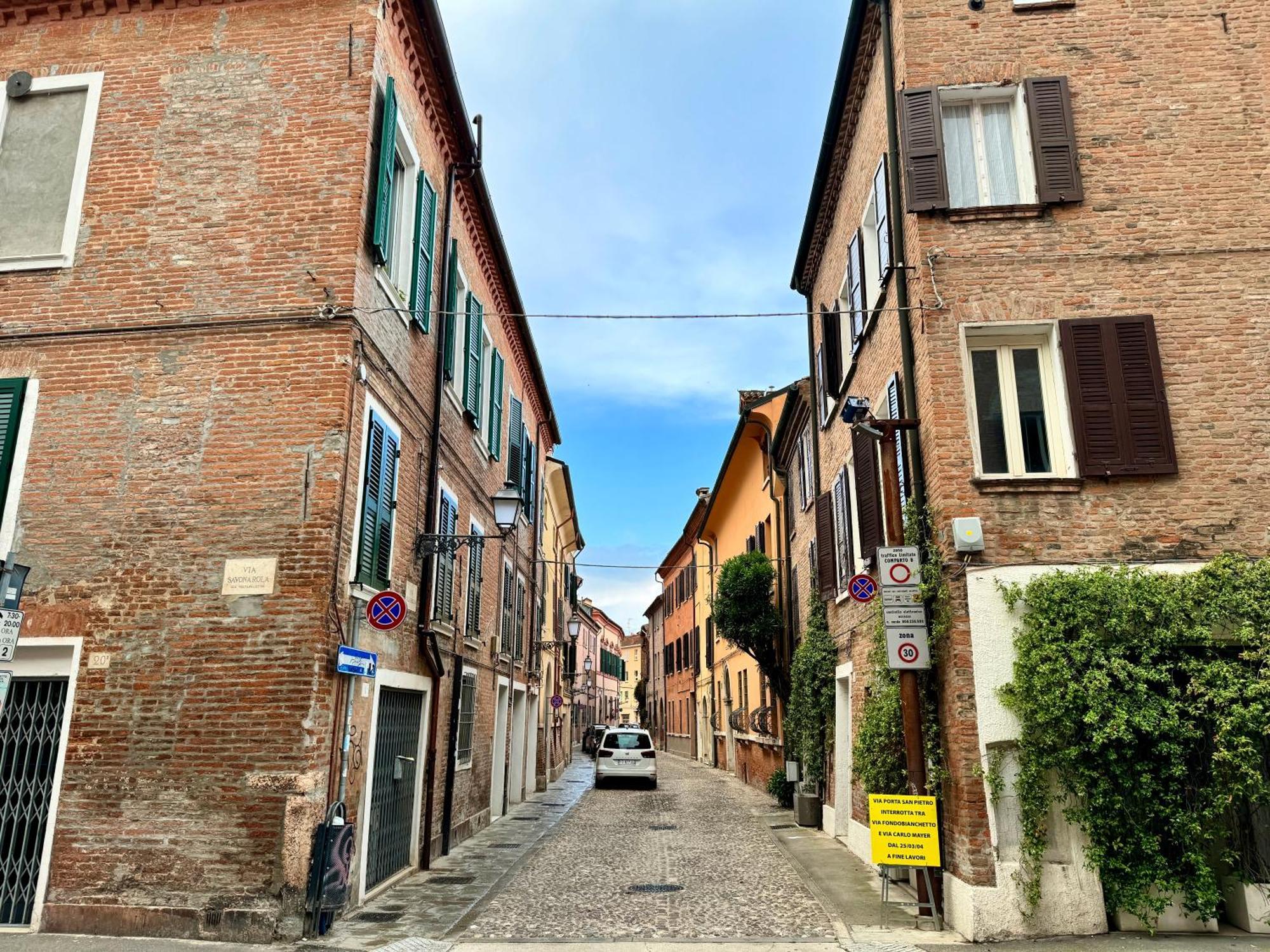 Oasi Rinascimentale Con Giardino In Centro Ferrara Apartment Bagian luar foto